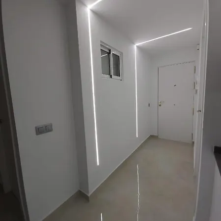 Whiteluxury Apartment